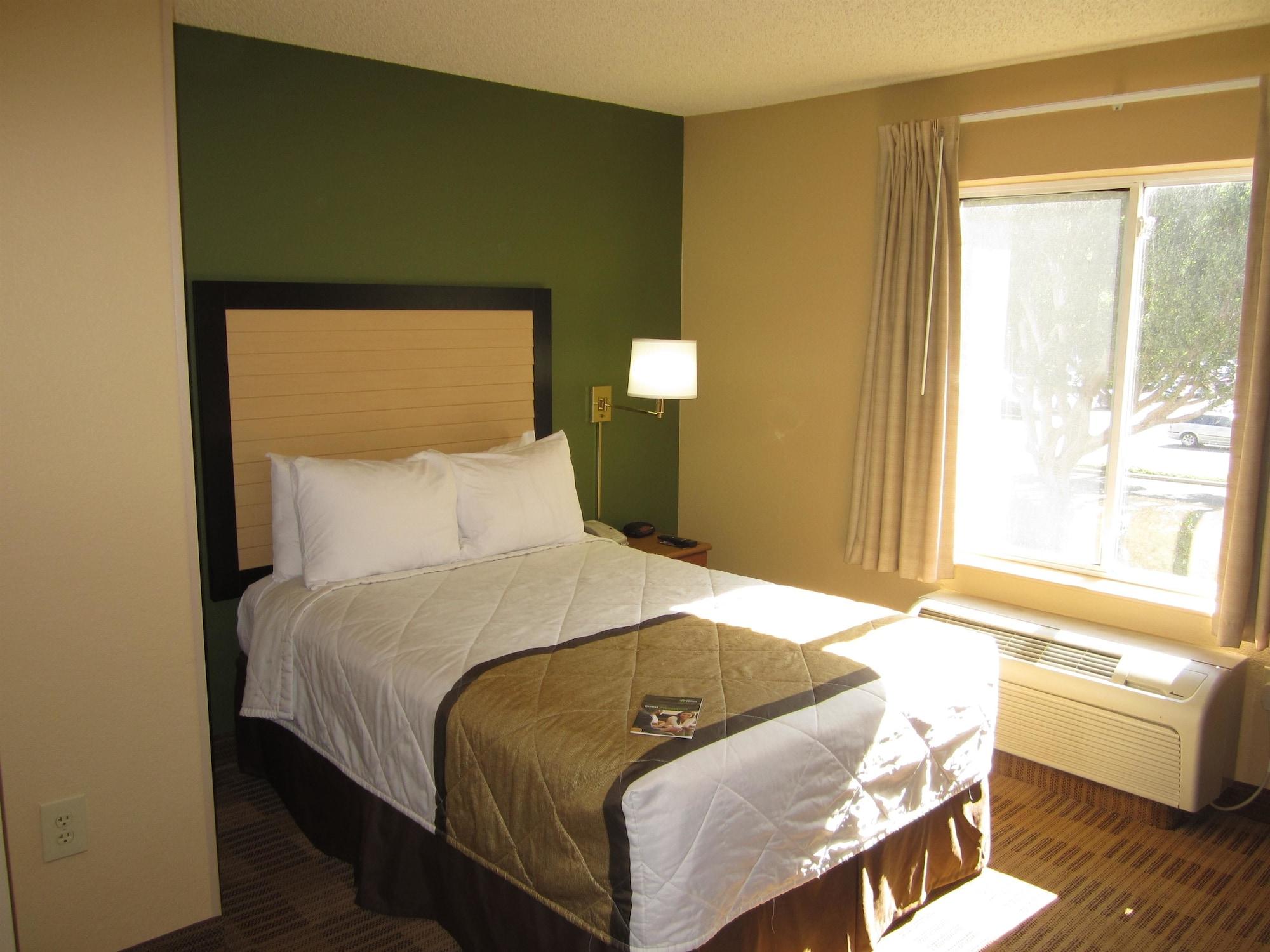 Extended Stay America Suites - Cincinnati - Blue Ash - Kenwood Road Екстериор снимка
