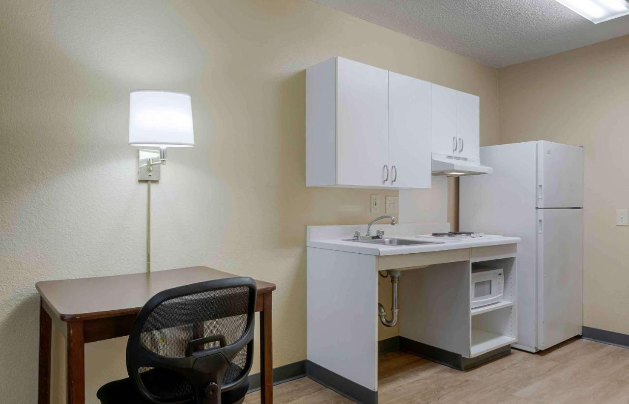 Extended Stay America Suites - Cincinnati - Blue Ash - Kenwood Road Екстериор снимка